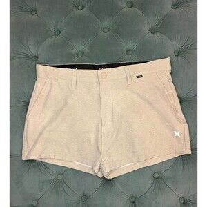 Hurley Beige Shorts Size 34 Women’s